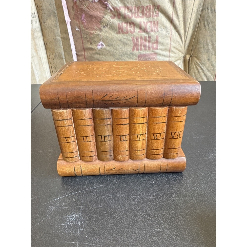 Antique Italian Sorrento ware wooden marquetry box Puzzle Box